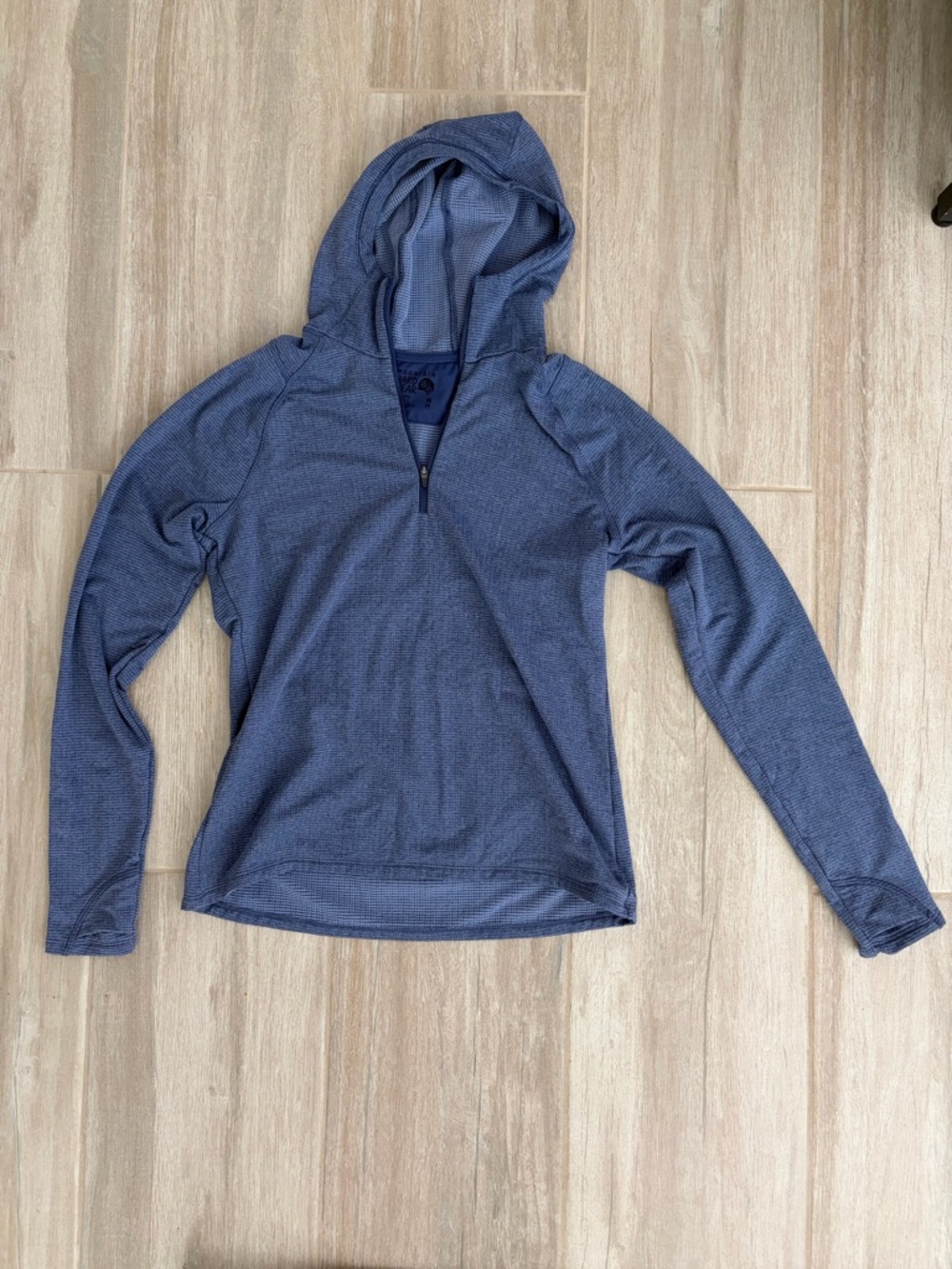 Mountain Hardwear Women's Navy Blue Hooded Quarter-Zip Pullover